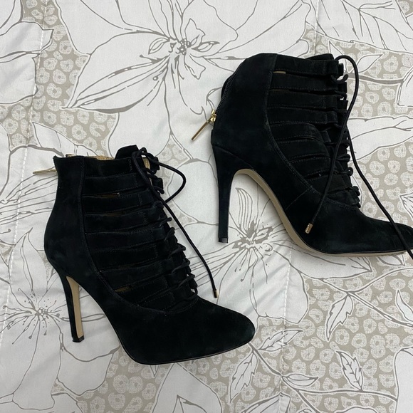 BCBG Boots - Picture 3 of 11